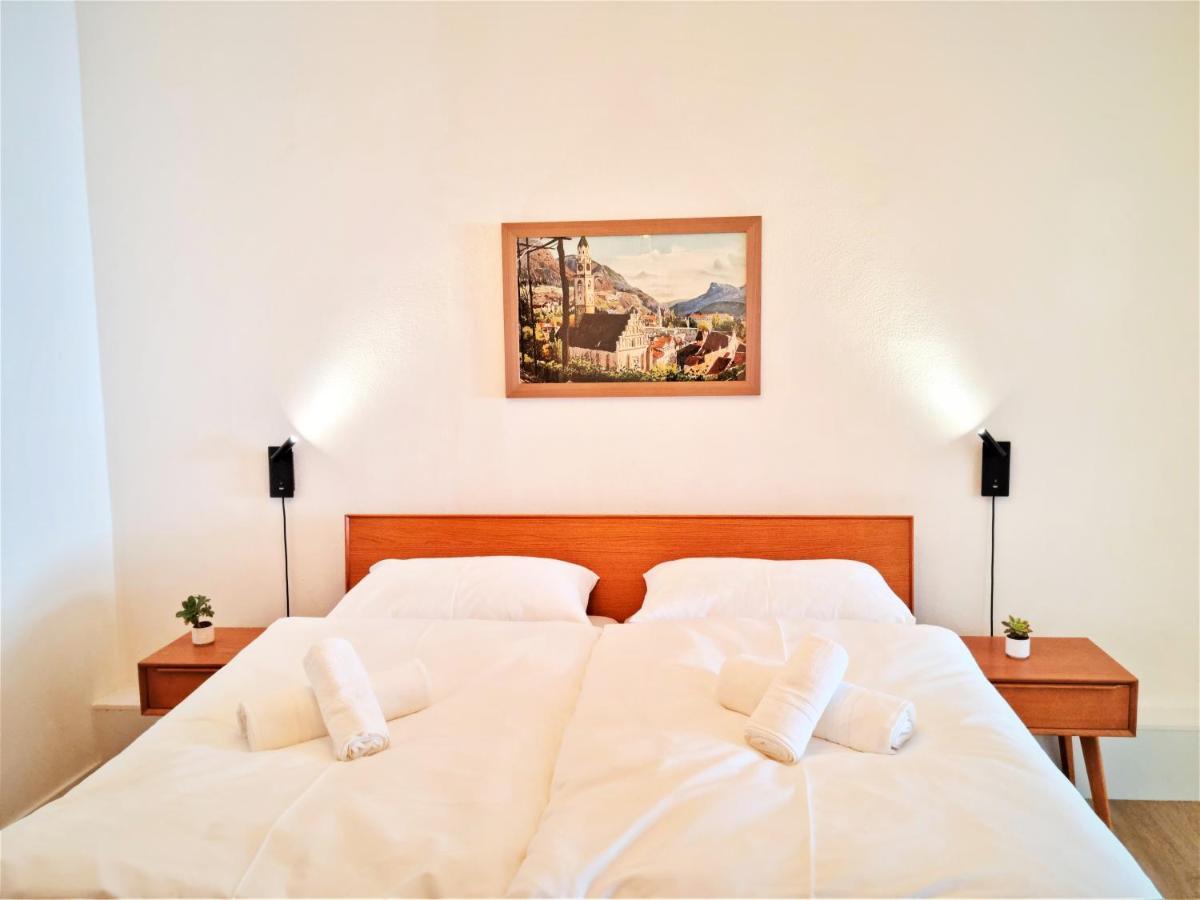 Rosa Apartment With Parking Historic City Center เมราโน ภายนอก รูปภาพ